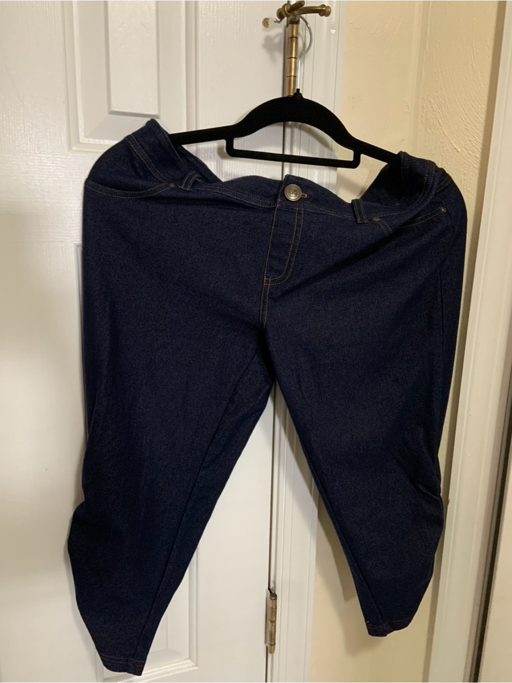 Women’s Dark Blue Stretch Denim capris